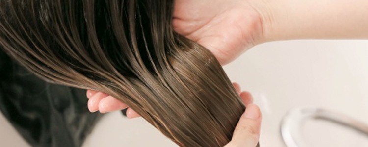 بررسی انواع و دلایل ریزش مو + روش های پیشگیری از ریزش مو