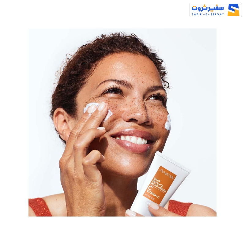 ضدآفتاب آبرسان حاوی ویتامین سی SPF50 آون